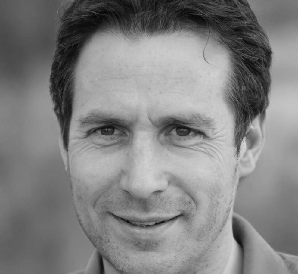 Portrait de Théodore Blanchard, formateur en réglementation financière